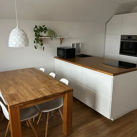 Apartment Cozy Near Bled *